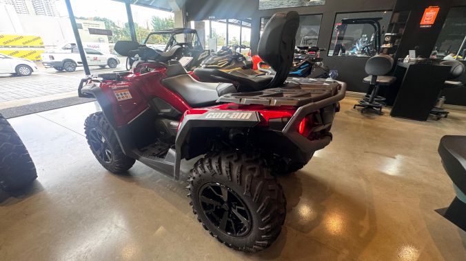 02 Outlander 850 Max XT
