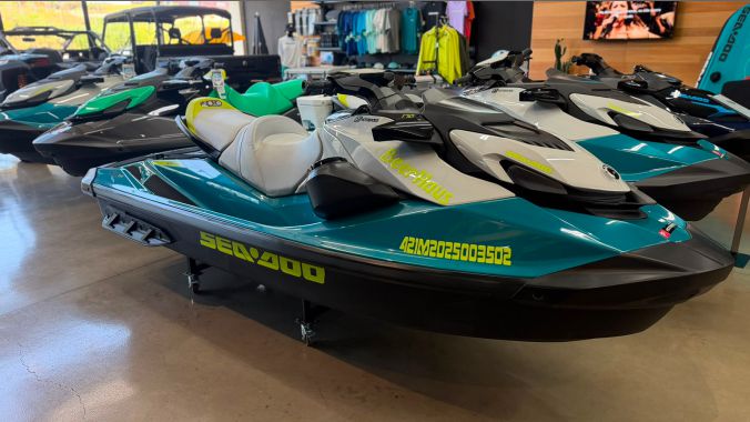 02 Sea Doo GTI SE 170 2025